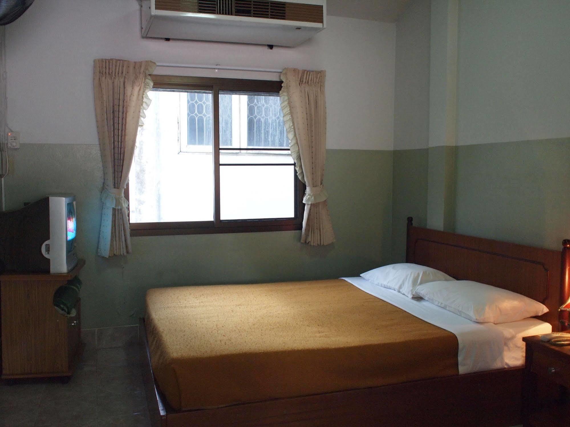 Inn Roongruang Chiang Mai